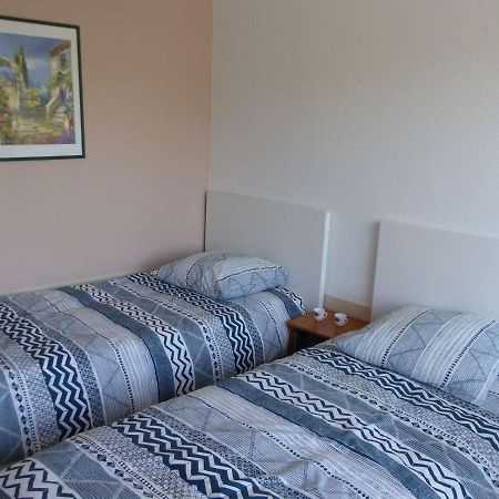 Studio Cosy Avec Tv Et Cuisine Equipee, Bord De Mer Le Lavandou - Fr-1-308-34 Экстерьер фото